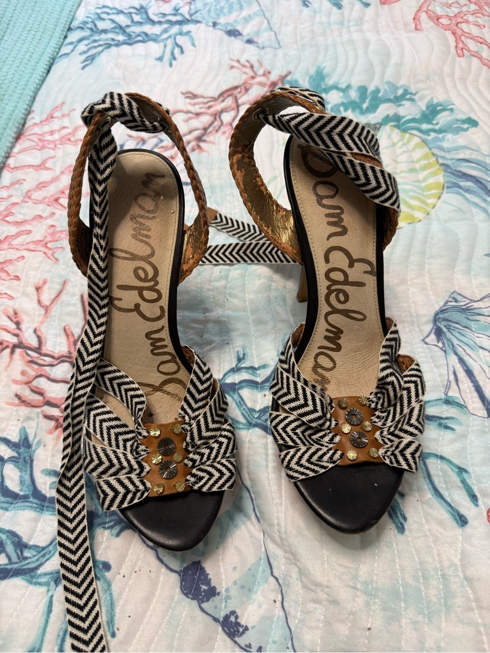 Sam Edelman Black & Tan Patterned Ankle-Tie platform Heels size 9